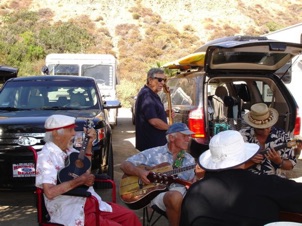 At the beach with Bill Tapia, Gil Orr (Guitarist with The Chantays - "Pipeline" and solo CD's)